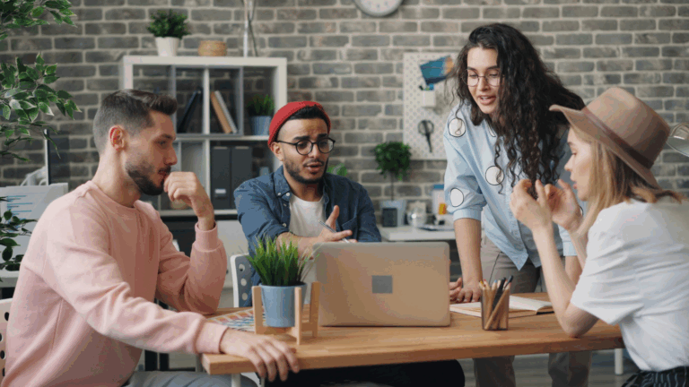 The HR Detective: Spotting Problems Before They Explode